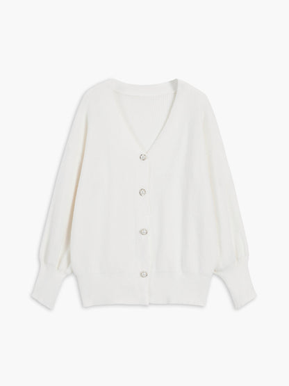 Effortlessly Elegant Cardigan with a Timeless Design