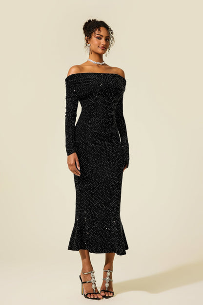 Beautifully Crafted Dress in a Classic Style