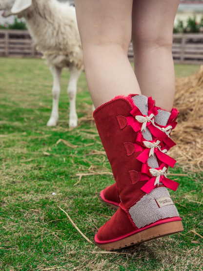 Well Tailored Boots with a Graceful Silhouette