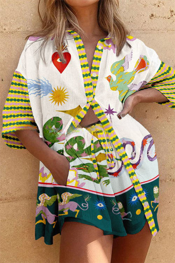 Beautifully Finished Blouse in a Timeless Design