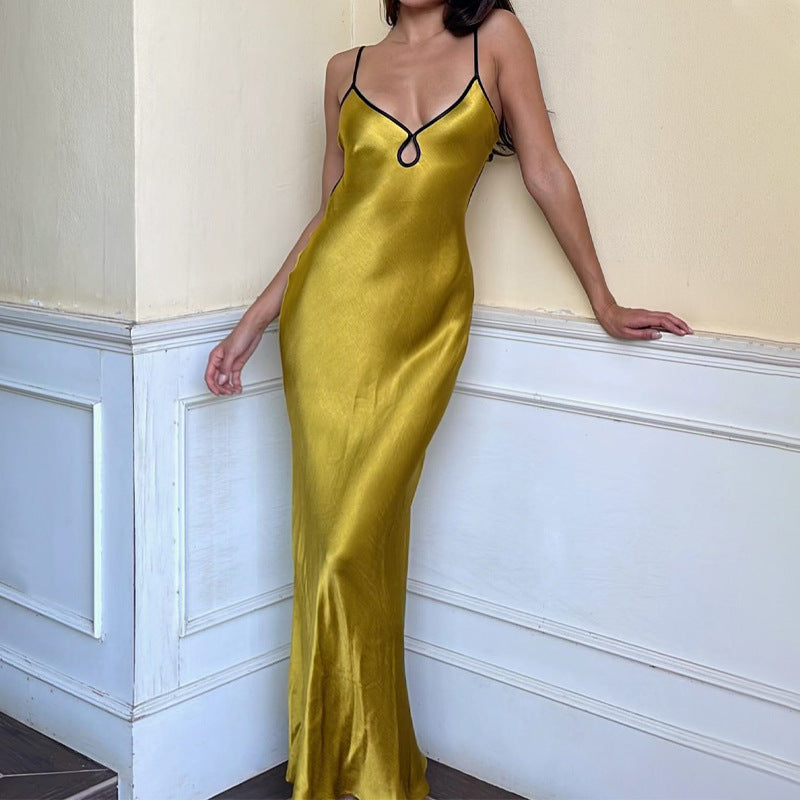 Effortlessly Elegant Dress with a Timeless Design