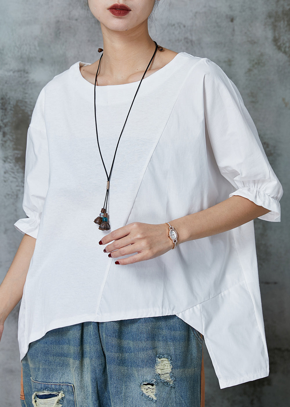Effortlessly Elegant Top with a Timeless Design