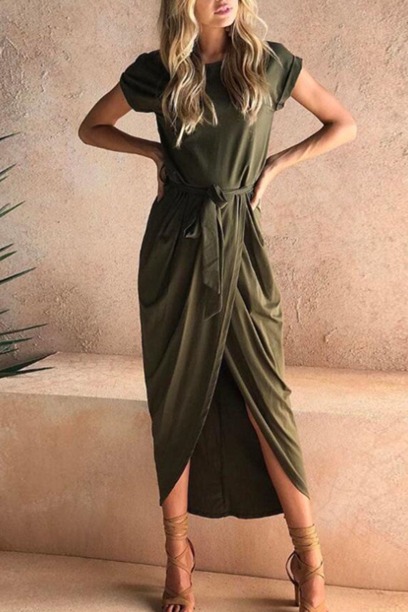 Polished Dress with an Effortless Classic Look