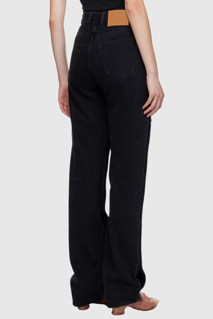 Sophisticated Garment with a Clean Classic Look