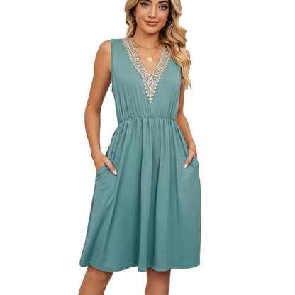 Sophisticated Dress with a Clean Classic Look