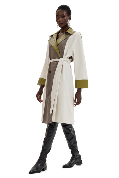 Sophisticated Coat with a Clean Classic Look