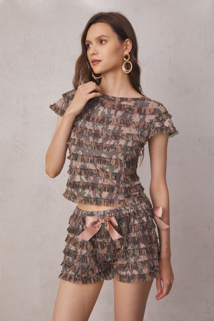 Sophisticated Garment with a Clean Classic Look
