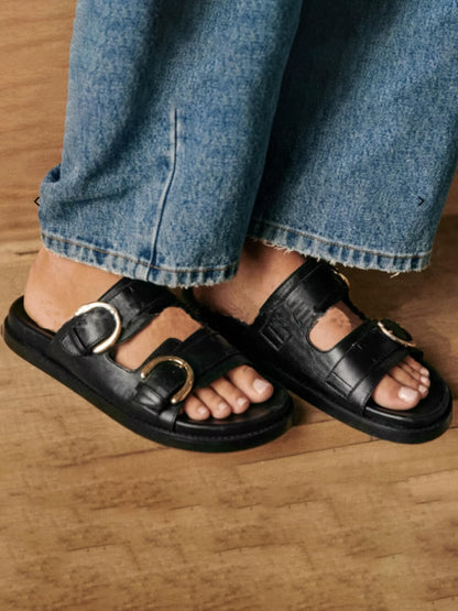 Beautifully Crafted Sandals in a Classic Style