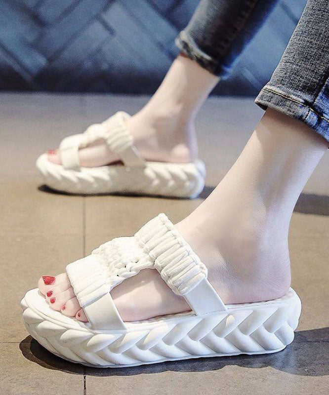 Elegantly Styled Sandals for Everyday Wear