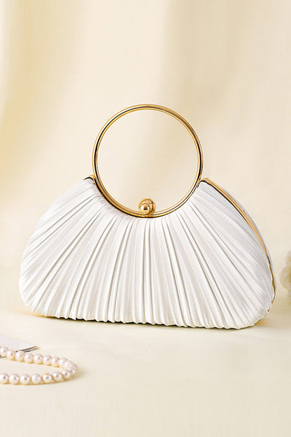 Well Tailored Bag with a Graceful Silhouette