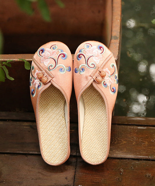 Elegantly Styled Sandals for Everyday Wear