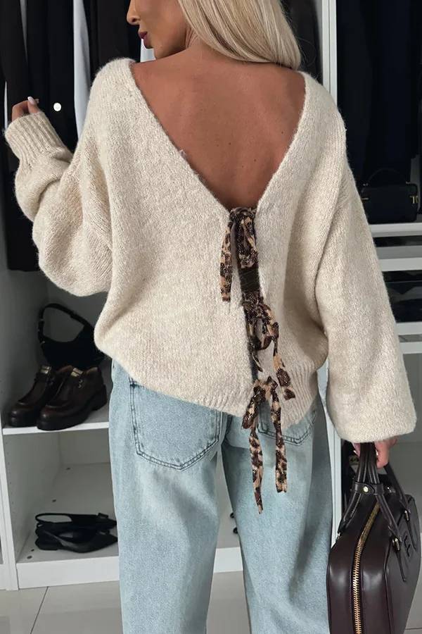 Beautifully Finished Sweater in a Timeless Design