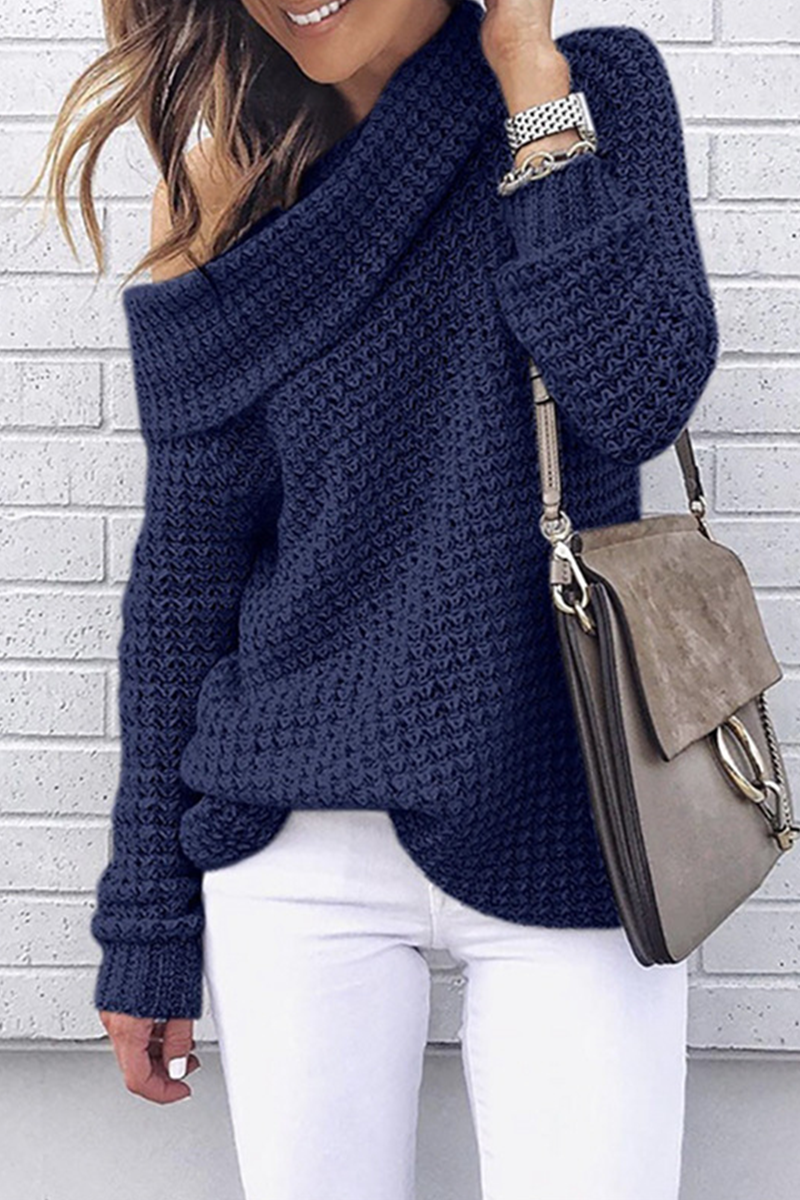 Effortlessly Elegant Top with a Timeless Design