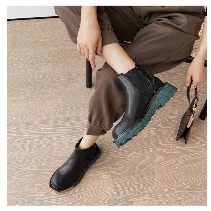 Elegantly Styled Boots for Everyday Wear