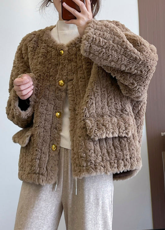 Polished Coat with an Effortless Classic Look
