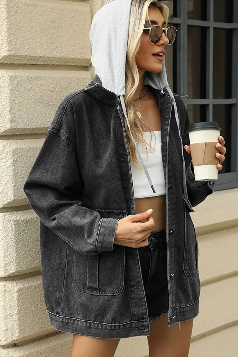 Effortlessly Elegant Jacket with a Timeless Design