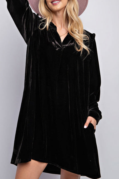 A Vintage Style Dress with Delicate Timeless Details