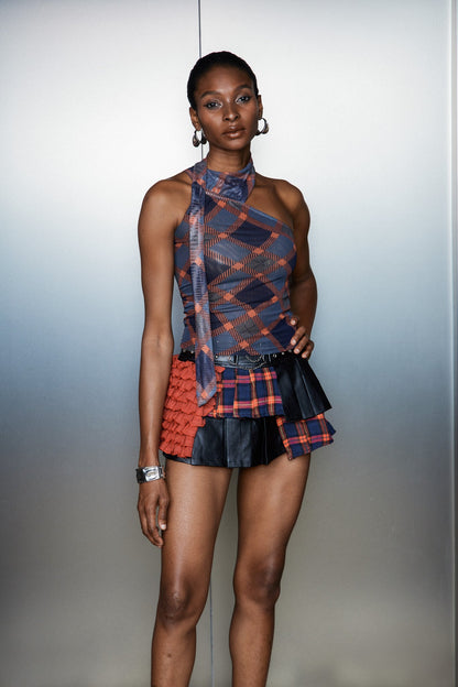 Effortlessly Elegant Top with a Timeless Design