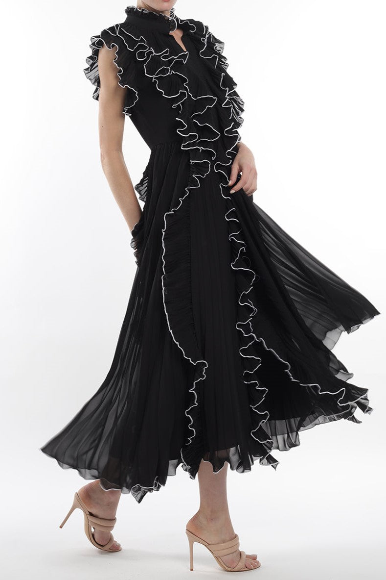 Sophisticated Dress with a Clean Classic Look