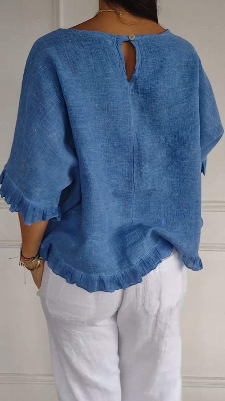 Effortlessly Elegant Top with a Timeless Design