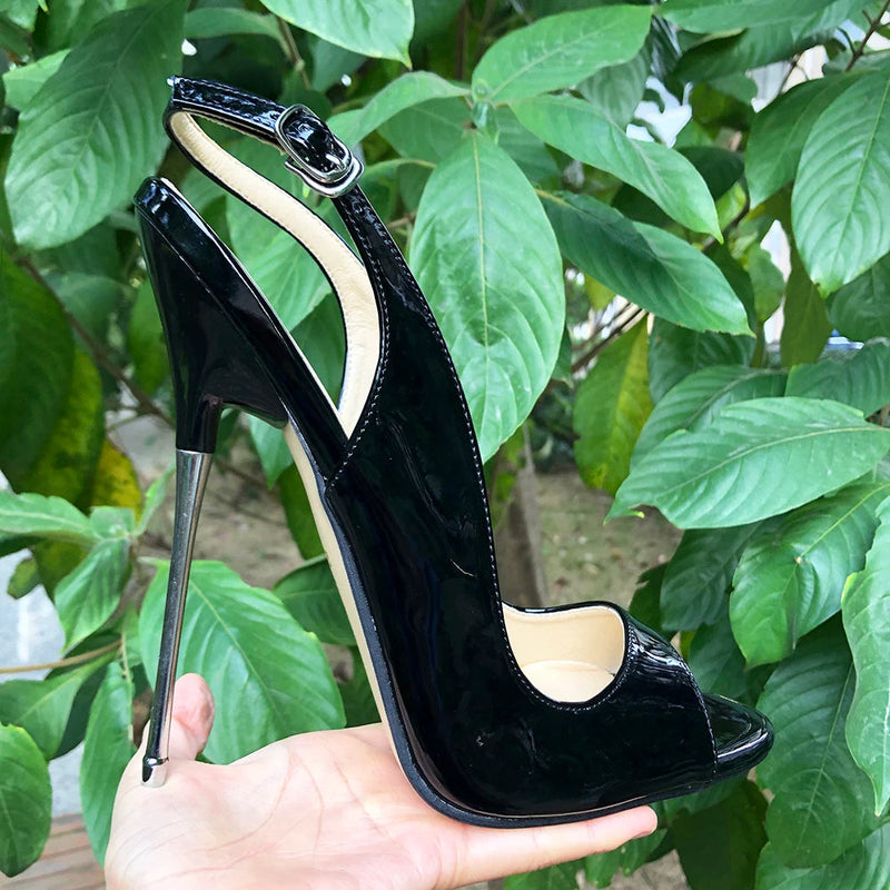Classic Vintage Heels with a Flattering Fit