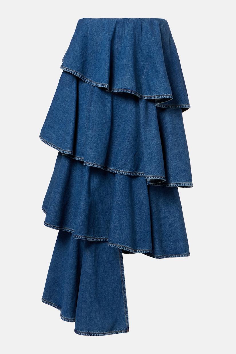 Gracefully Styled Garment for Any Occasion