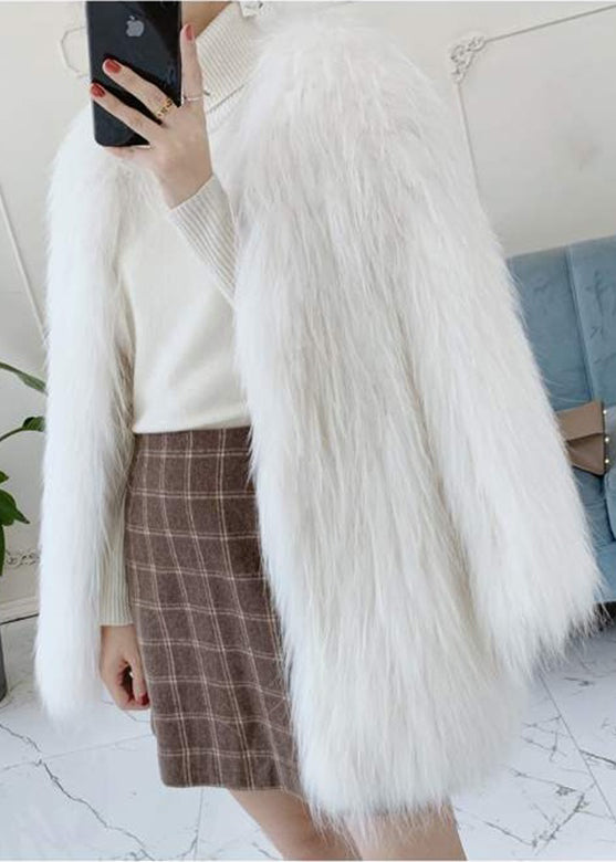 Gracefully Styled Coat for Any Occasion
