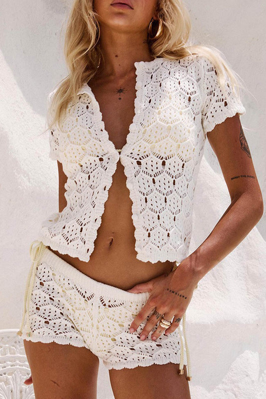 Well Tailored Blouse with a Graceful Silhouette
