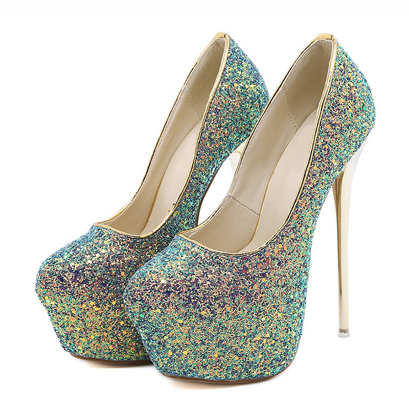 Beautifully Finished Heels in a Timeless Design