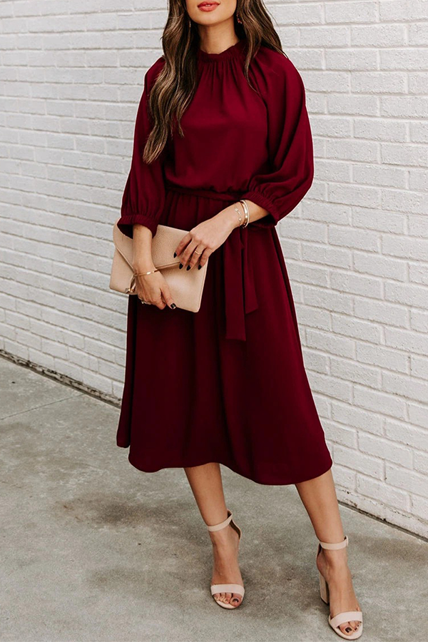 Gracefully Styled Dress for Any Occasion