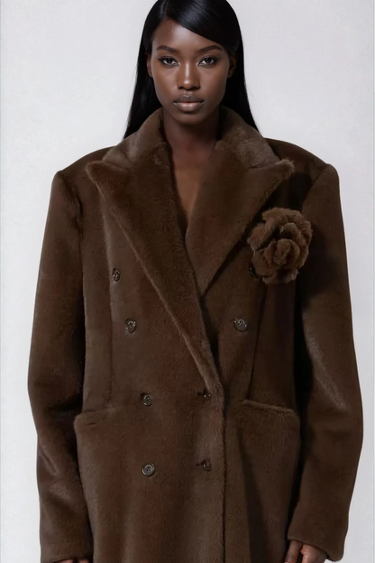 Polished Coat with an Effortless Classic Look