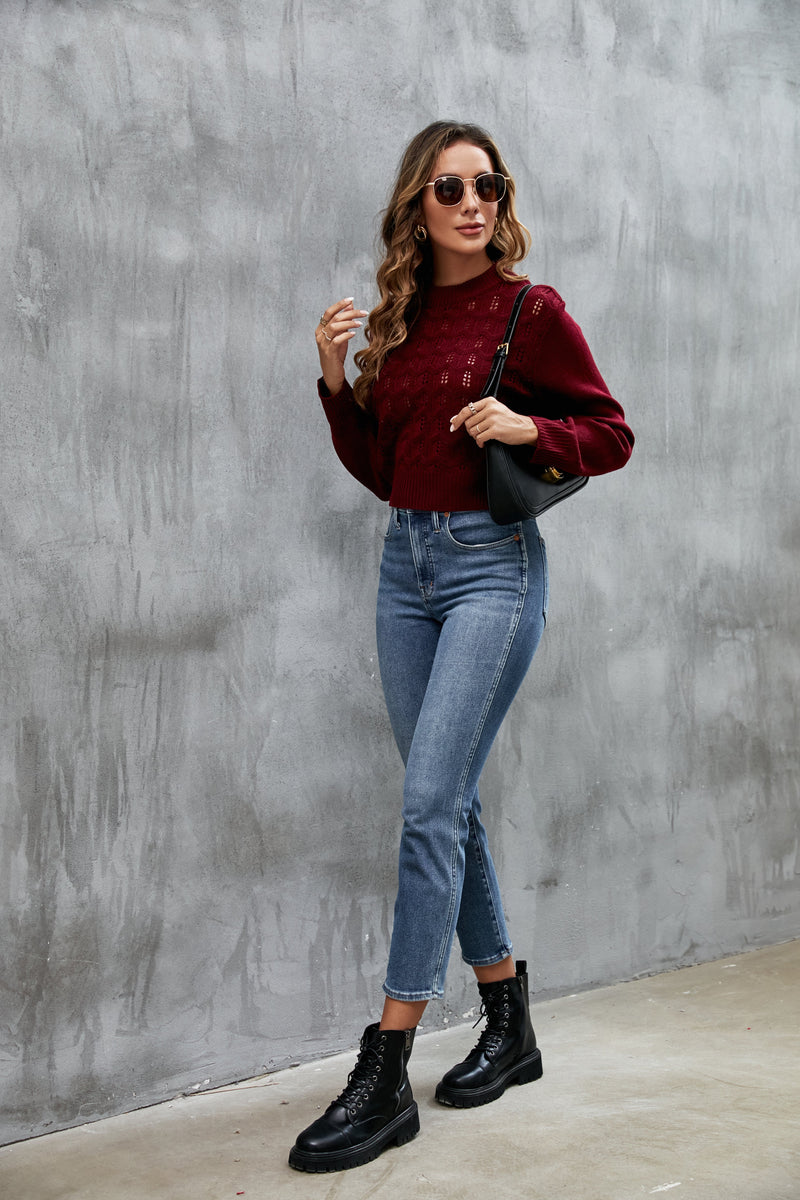 Effortlessly Elegant Sweater with a Timeless Design
