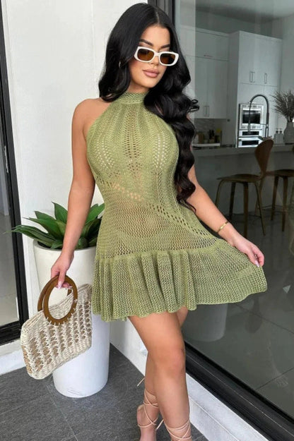 Beautifully Finished Dress in a Timeless Design