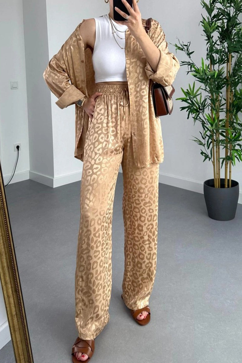 Well Tailored Garment with a Graceful Silhouette