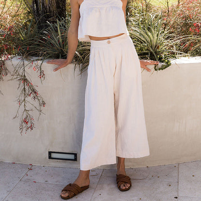 Classic Vintage Pants with a Flattering Fit