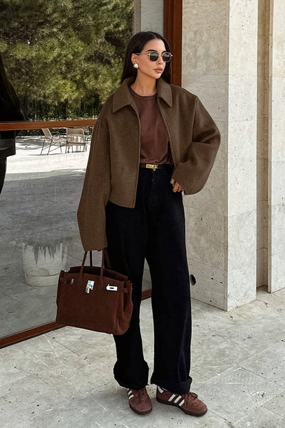 Well Tailored Jacket with a Graceful Silhouette