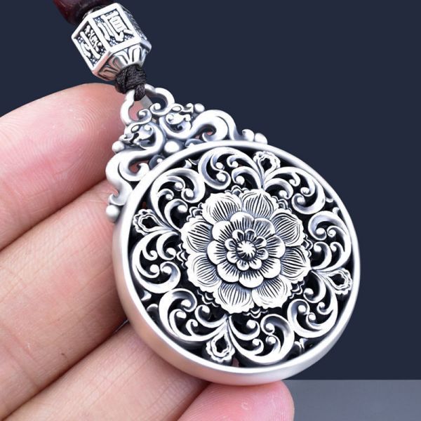 Beautifully Crafted Garment in a Classic Style