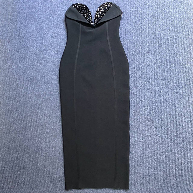 Gracefully Styled Dress for Any Occasion