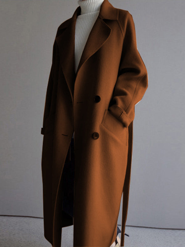 Beautifully Finished Coat in a Timeless Design