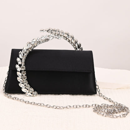 Classic Vintage Bag with a Flattering Fit