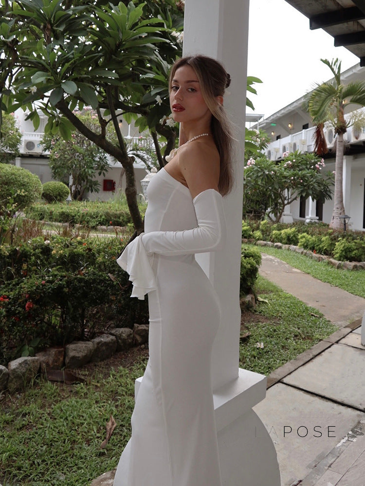 A Vintage Style Dress with Delicate Timeless Details