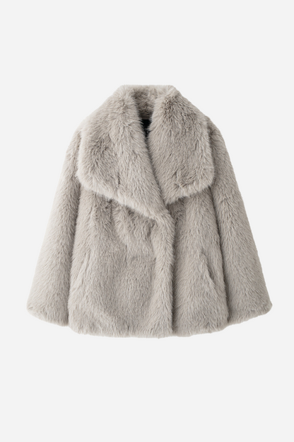 Well Tailored Jacket with a Graceful Silhouette