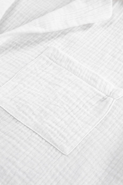 Classic Vintage Shirt with a Flattering Fit