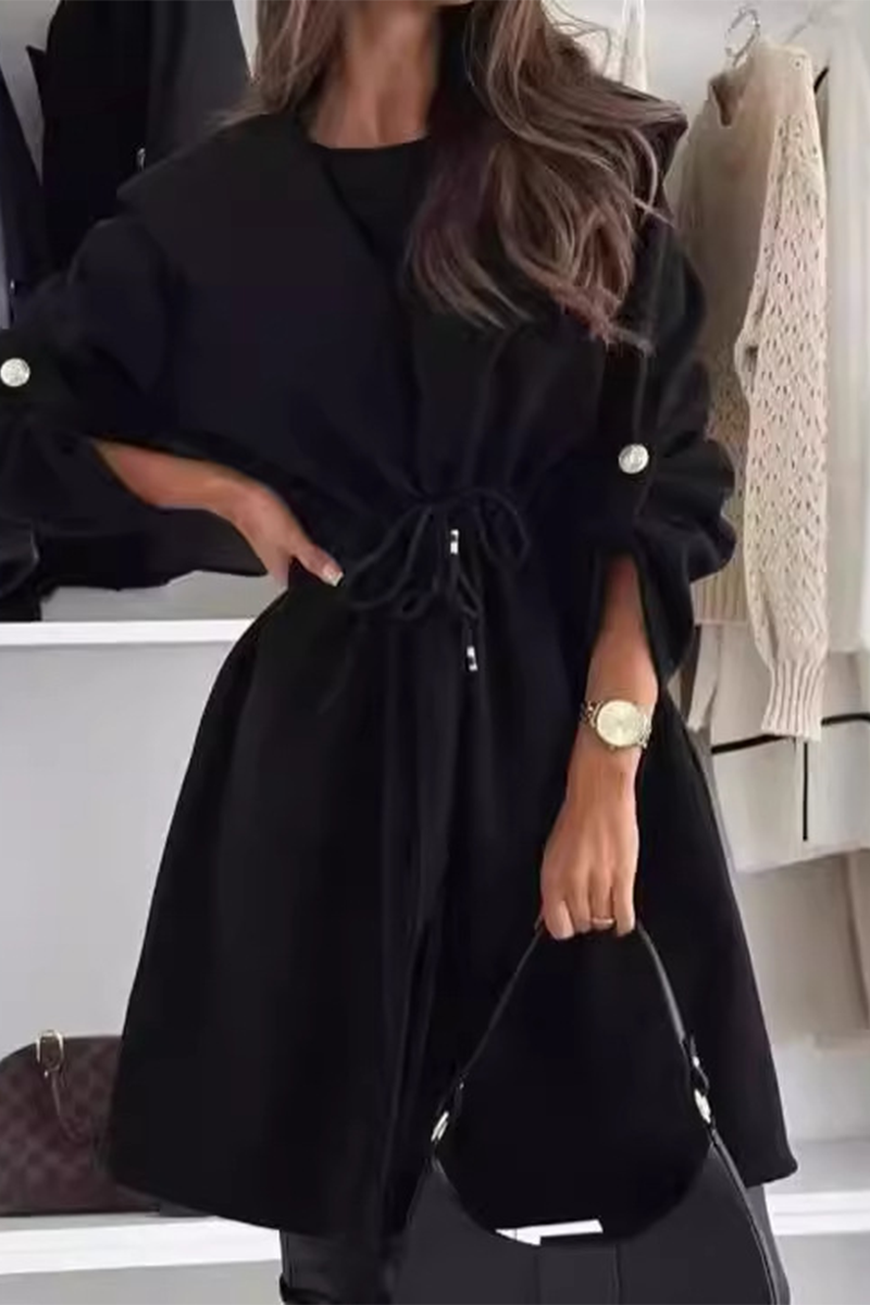 Sophisticated Garment with a Clean Classic Look