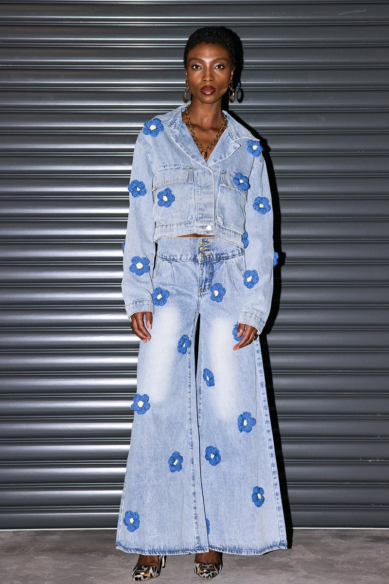 Classic Vintage Garment with a Flattering Fit
