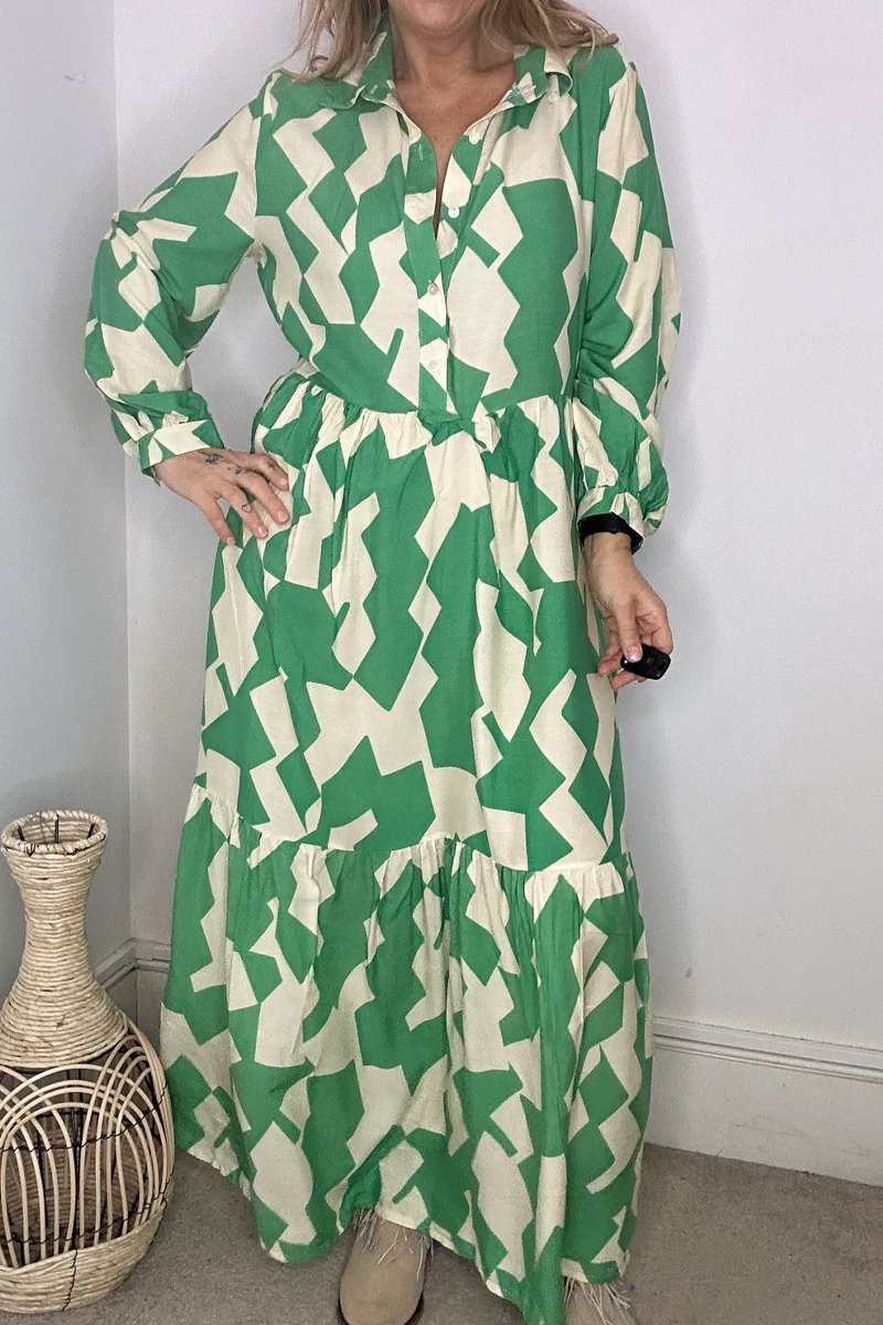 Classic Vintage & Enduringly Stylish Dress
