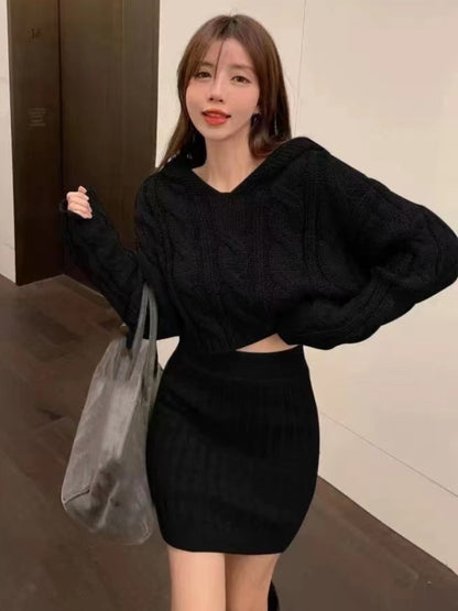 Classic Vintage Sweater with a Flattering Fit