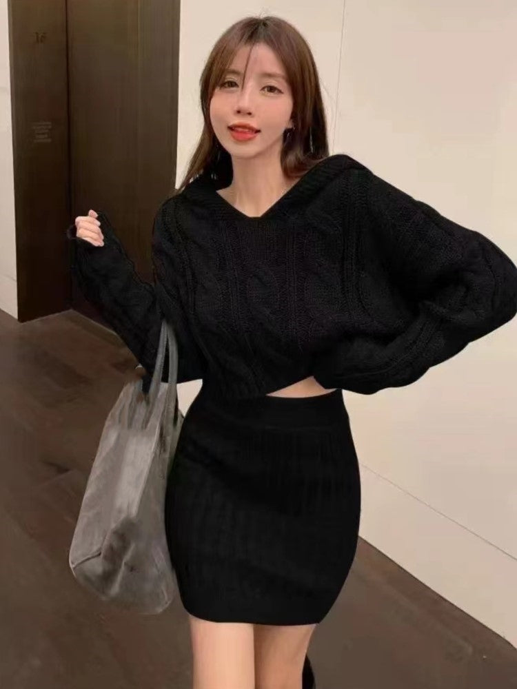 Classic Vintage Sweater with a Flattering Fit