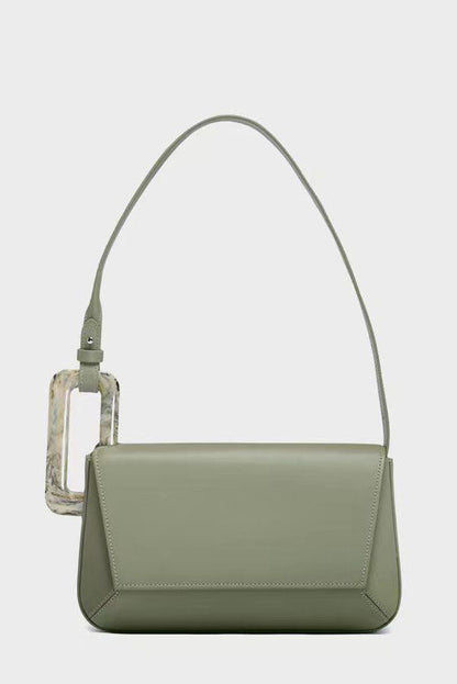 Classic Vintage Bag with a Flattering Fit