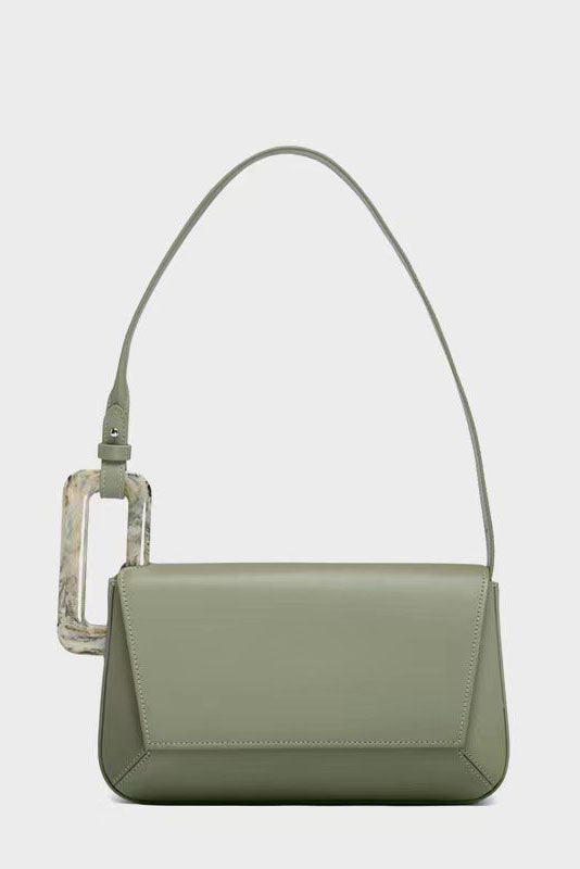 Classic Vintage Bag with a Flattering Fit